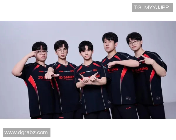 DOTA2个人能力排名新突破JDG战队表现引发广泛关注与讨论